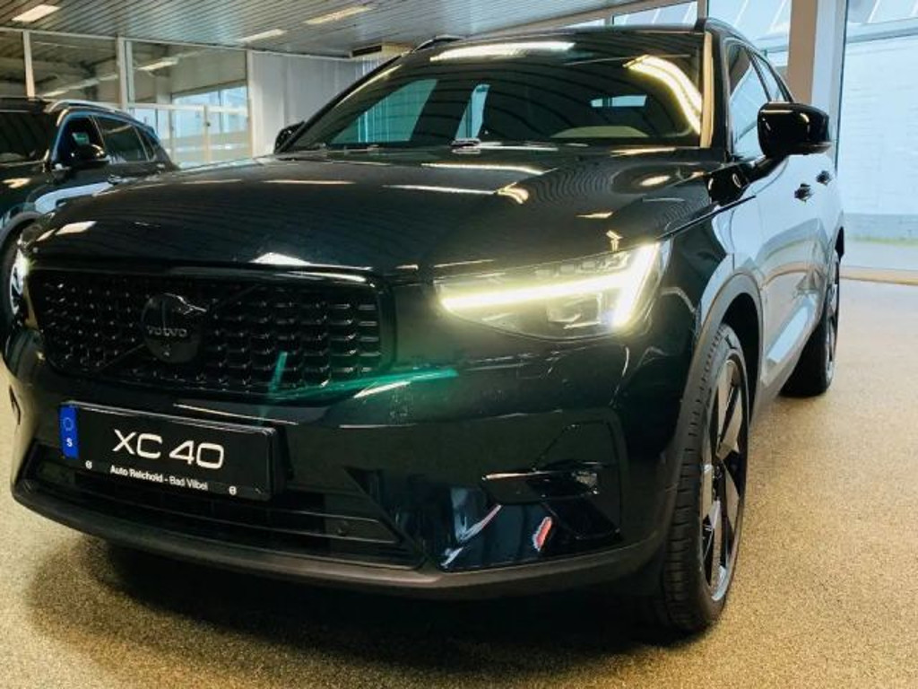 Volvo XC40 Plus
