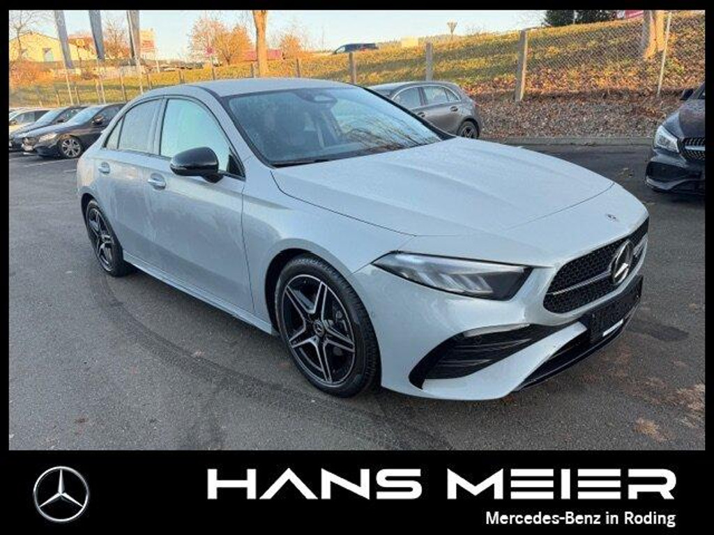 Mercedes-Benz A-Klasse A 200 AMG Line