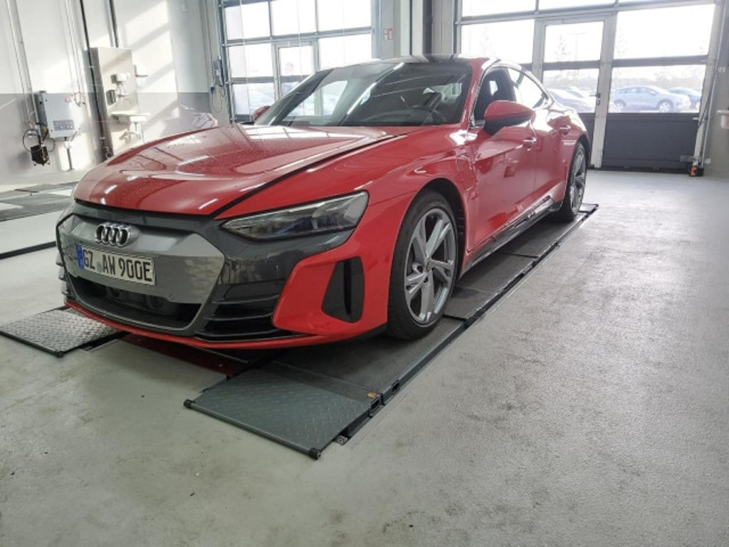 Audi e-tron GT