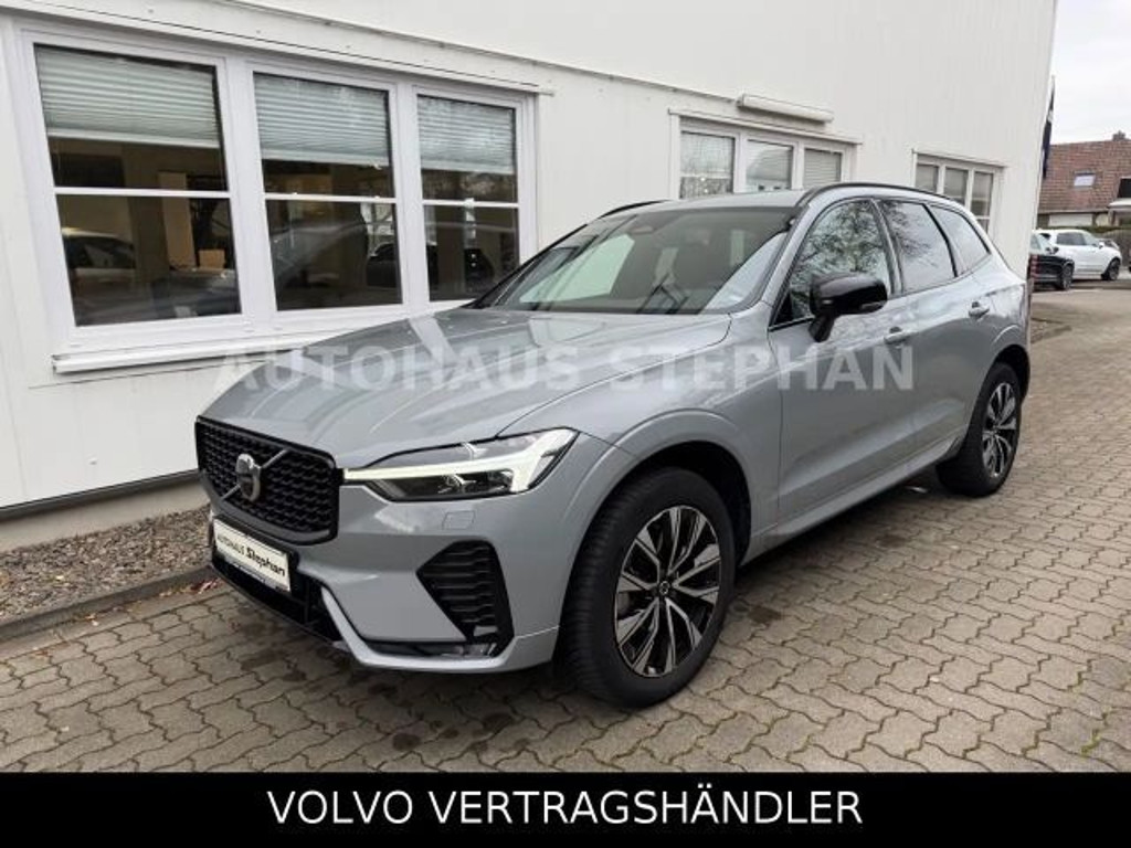 Volvo XC60 Plus Dark