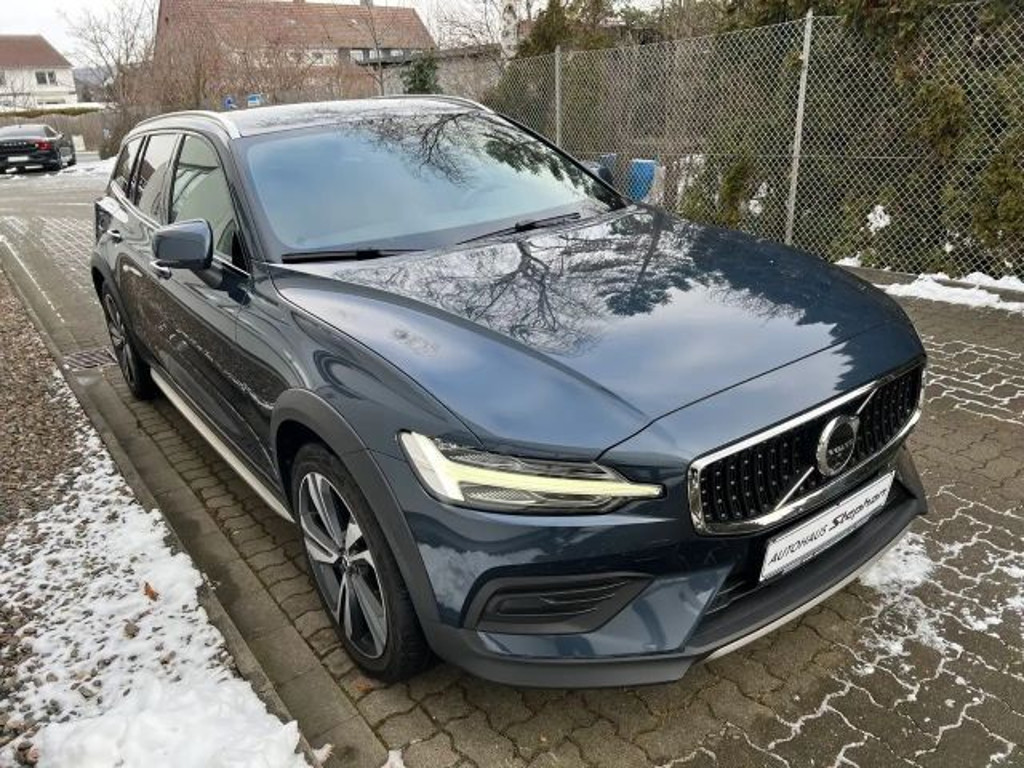 Volvo V60 Cross Country