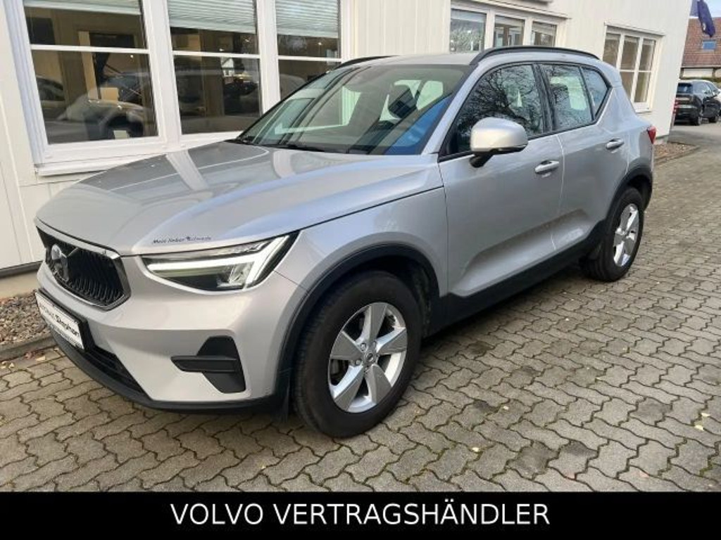 Volvo XC40 T2 Essential Autom. AHK GARANTIE