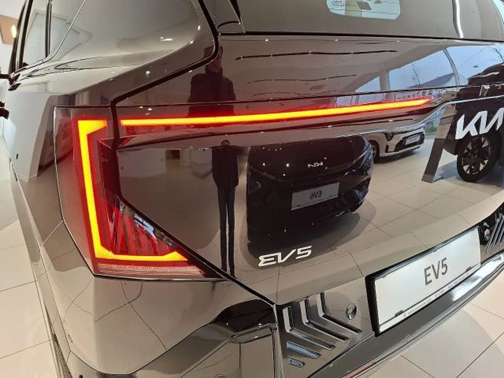 Kia EV5
