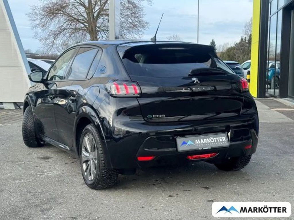 Peugeot e-208 Allure Pack