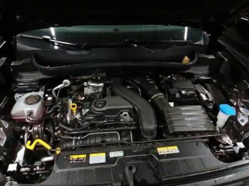 Volkswagen T-Cross DSG R-Line 1.5 TSI IQ.Drive