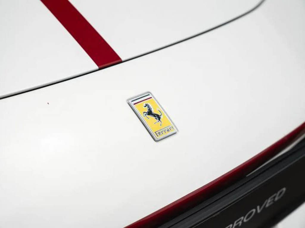 Ferrari 296