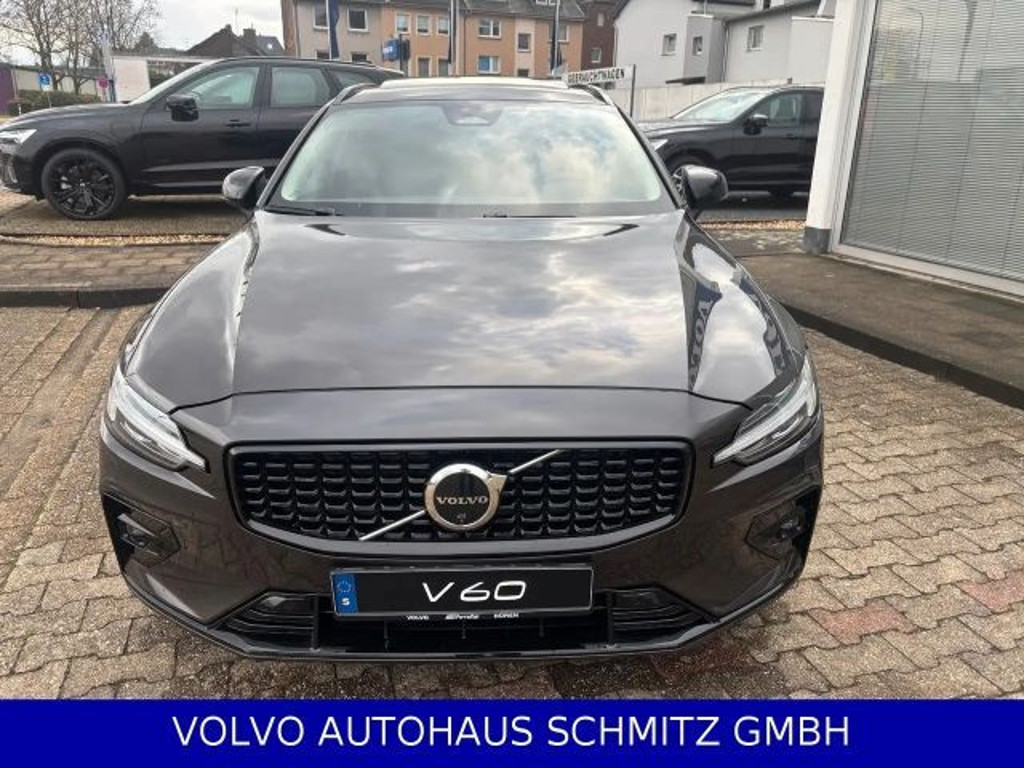 Volvo V60 Plus Dark