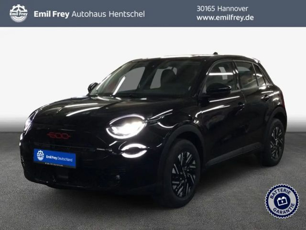 Fiat 600e Red 115 kW, 5-türig (Strom)