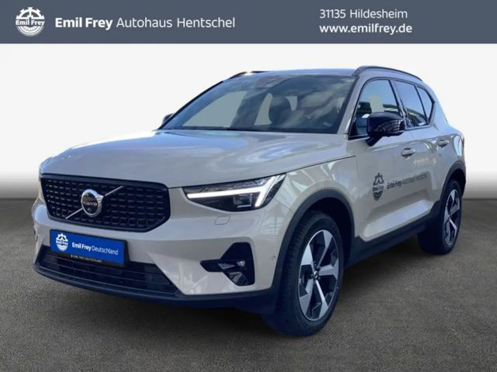Volvo XC40 Plus Dark