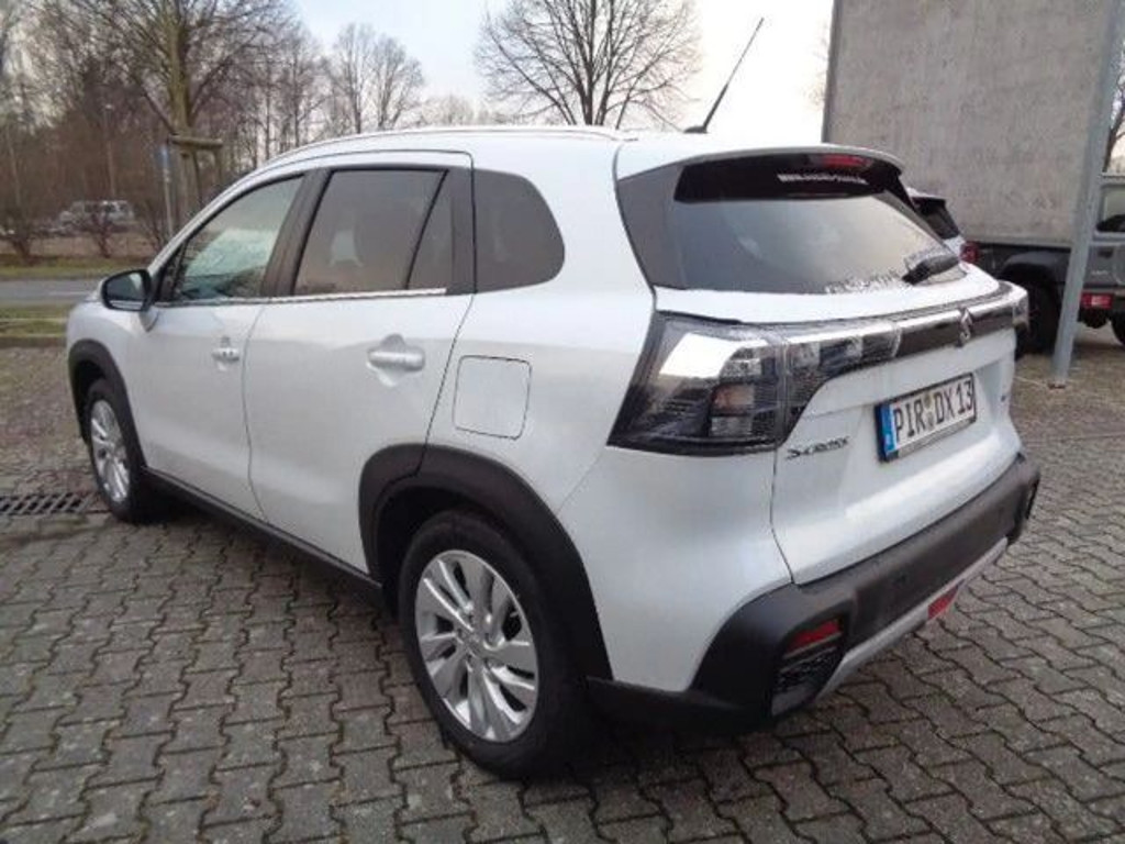 Suzuki S-Cross
