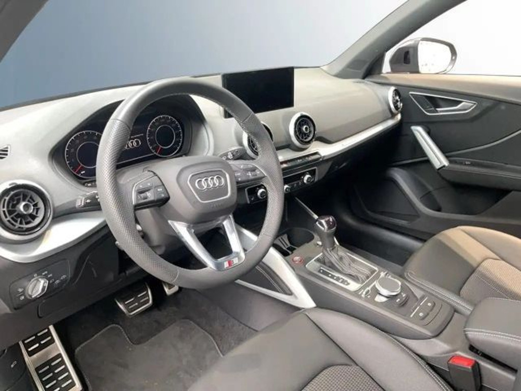 Audi SQ2