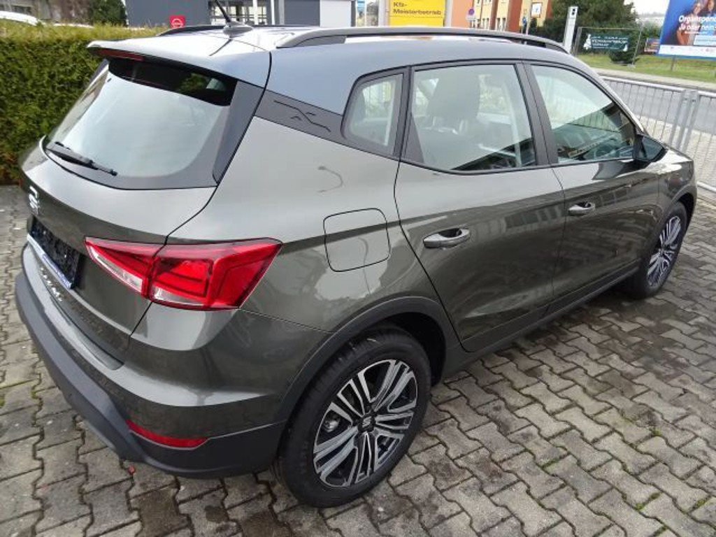 Seat Arona