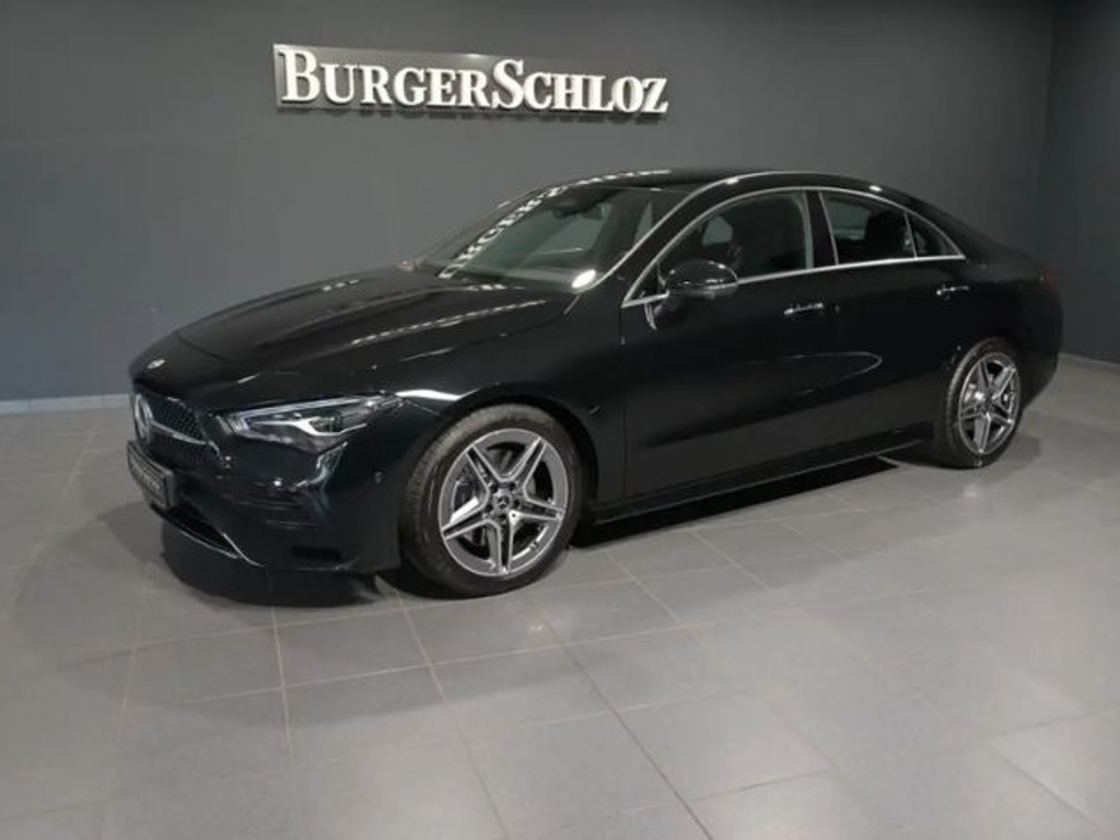 Mercedes-Benz CLA-Klasse CLA 200 AMG Line Coupé
