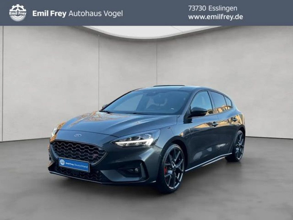 Ford Focus EcoBoost ST Line