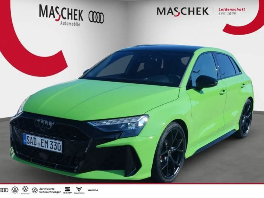 Audi RS3 Sportback Sedan S-Tronic