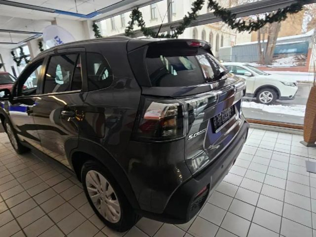 Suzuki S-Cross