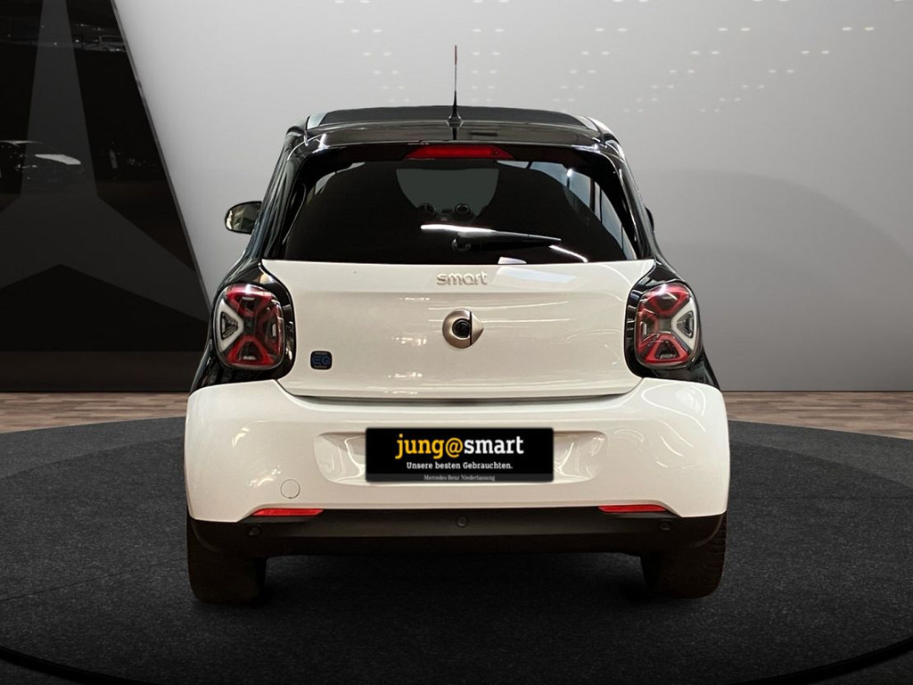 Smart EQ forfour