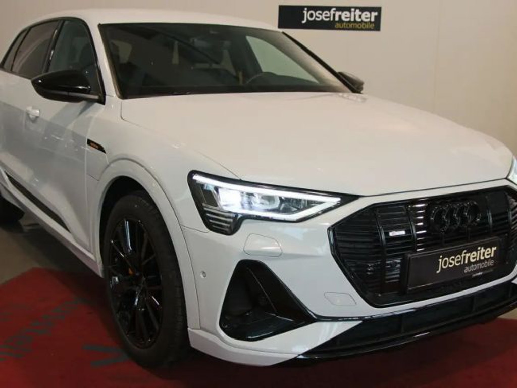 Audi e-tron Quattro Black Edition S-Line 50
