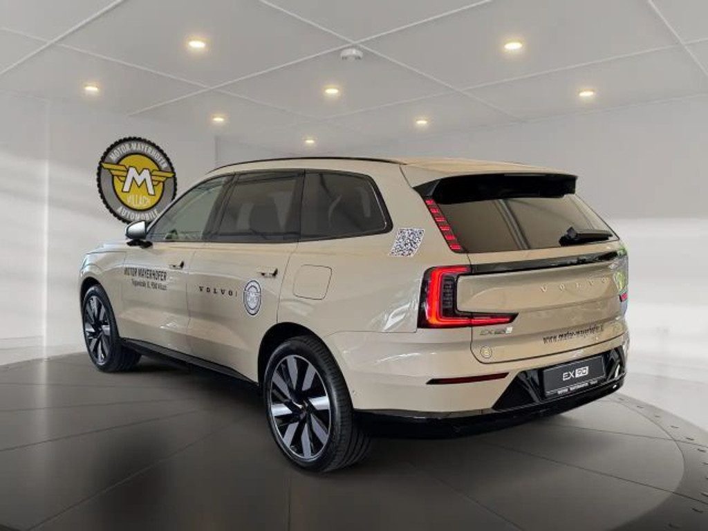 Volvo EX90