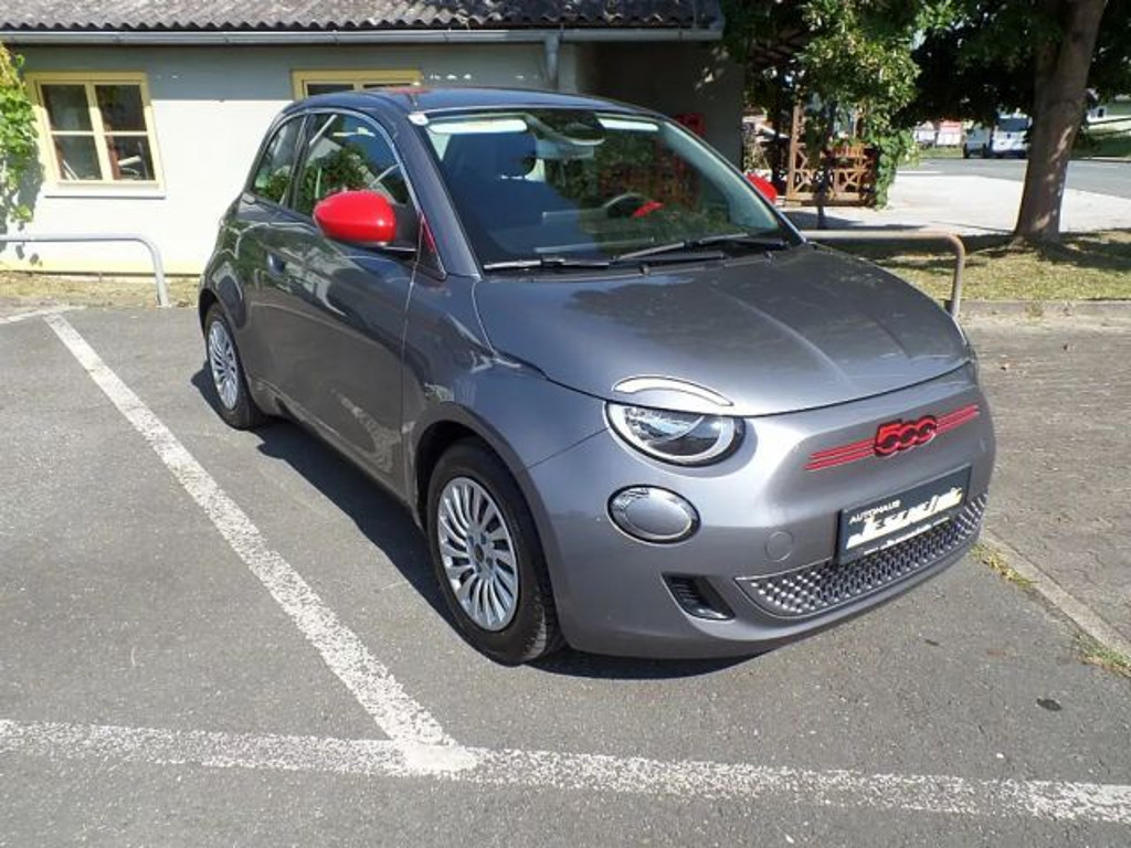 Fiat 500e RED 42 kWh