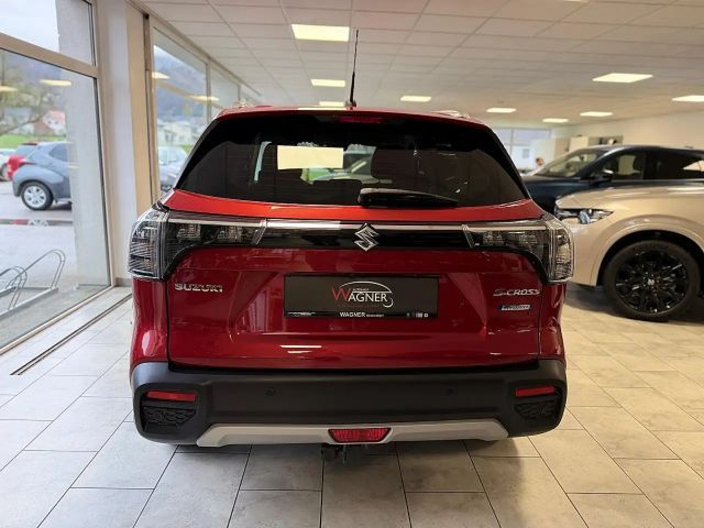 Suzuki S-Cross
