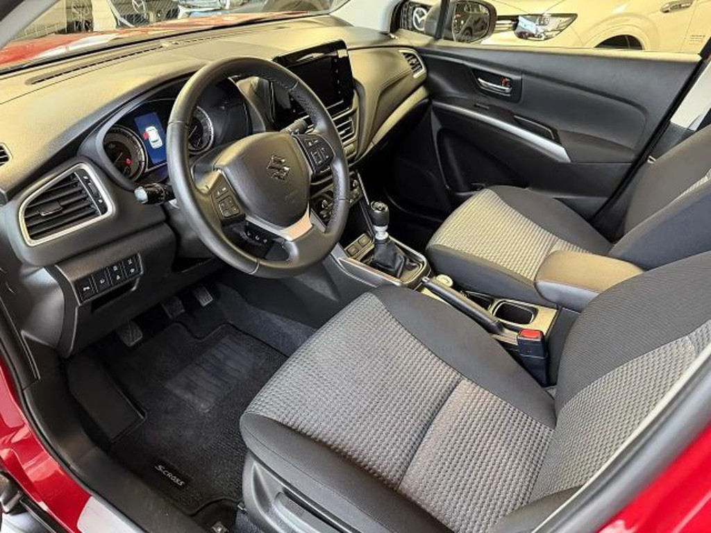 Suzuki S-Cross