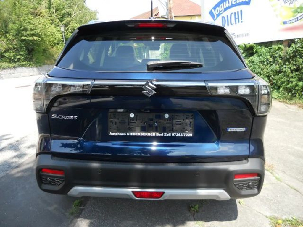 Suzuki S-Cross