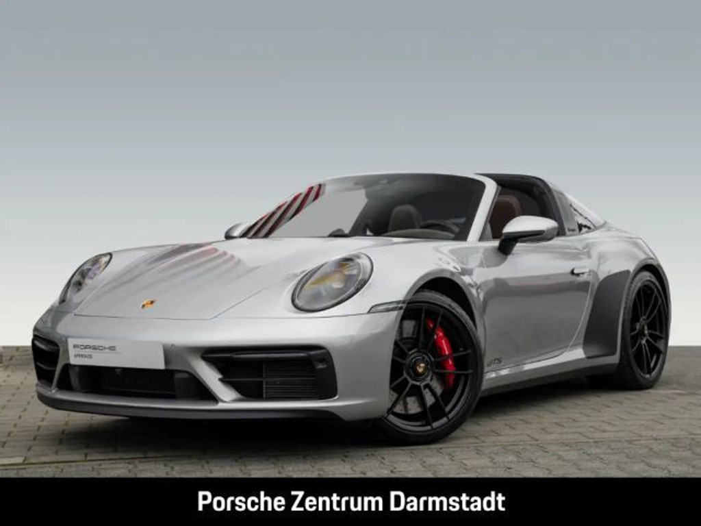 Porsche 992 GTS Targa Coupé 4