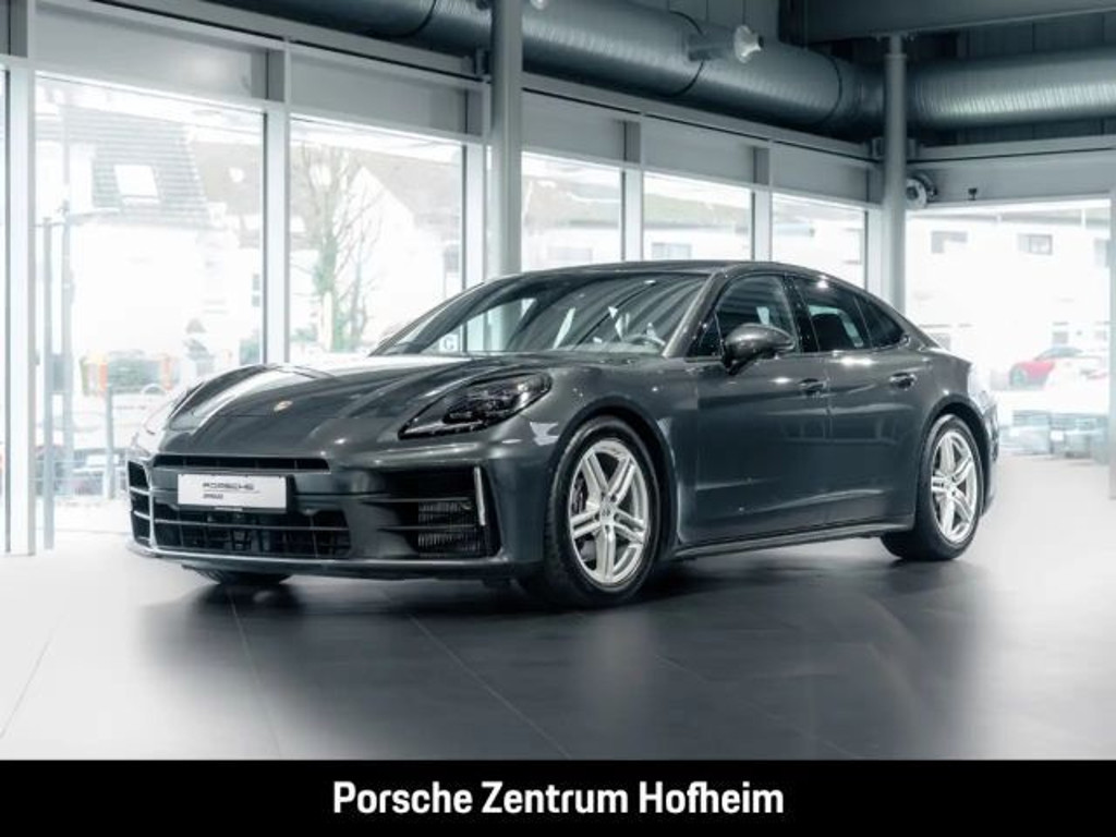 Porsche Panamera 4