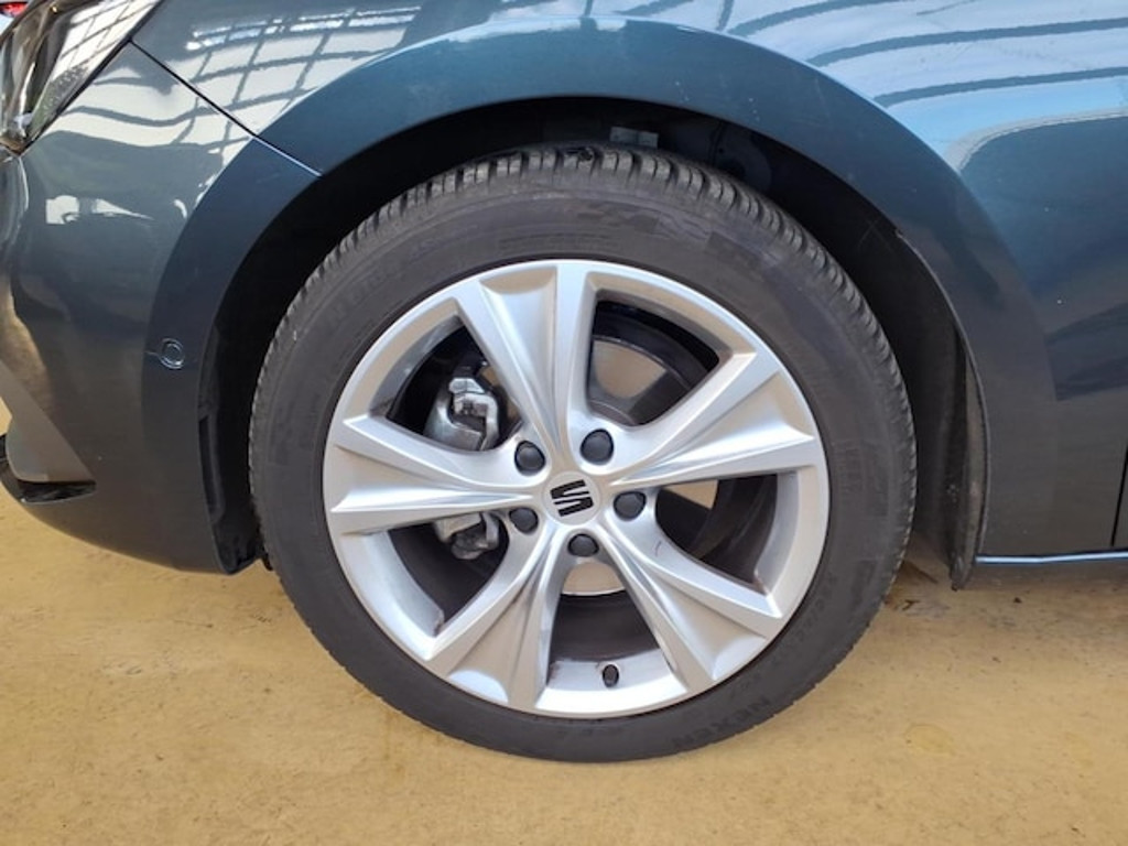 Seat Leon FR-lijn Sportstourer 1.5 eTSI DSG