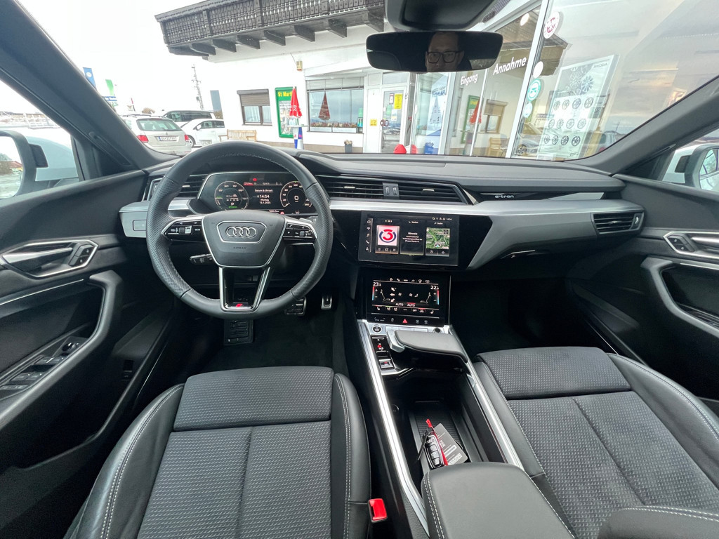 Audi Q8 e-tron