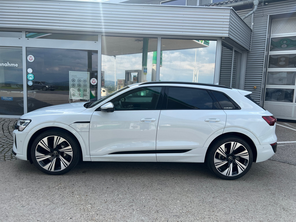 Audi Q8 e-tron