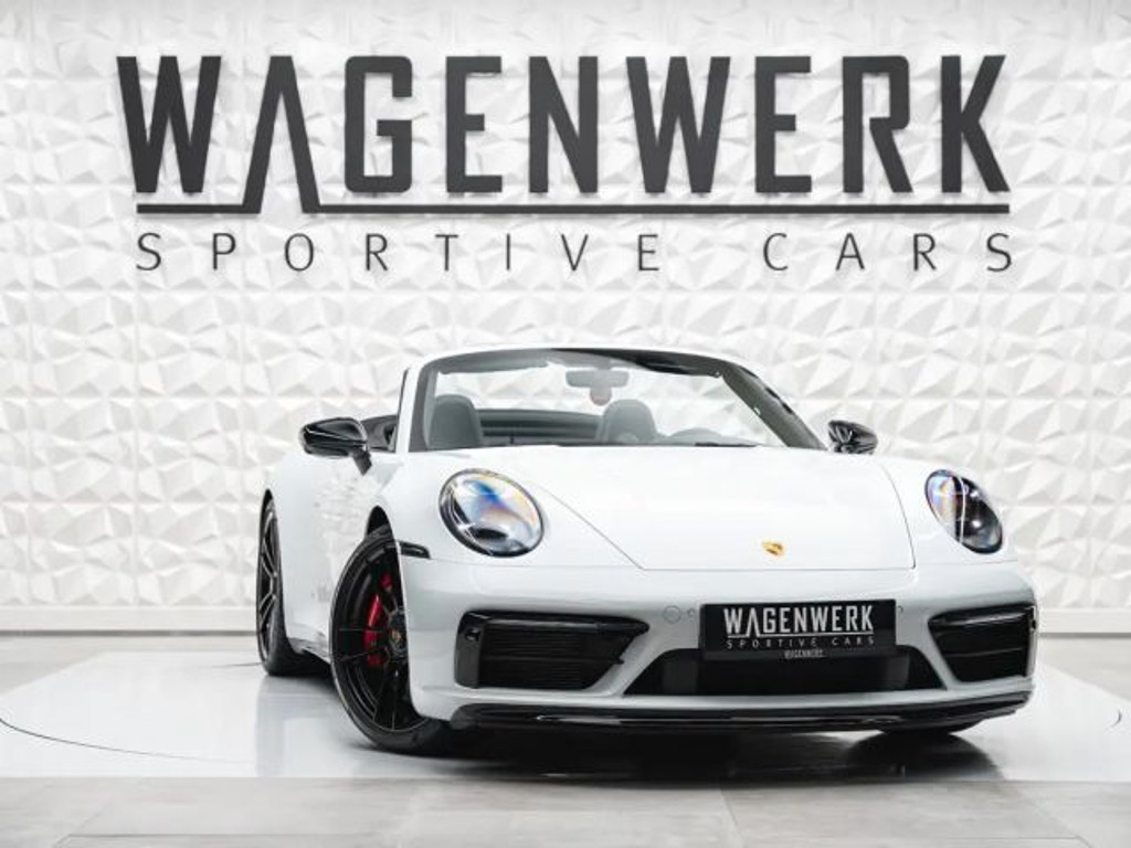 Porsche 992 GTS Cabrio Carrera