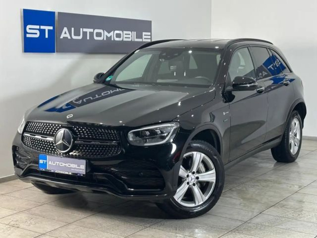 Mercedes-Benz GLC-Klasse GLC 300 4MATIC AMG Line GLC 300 e