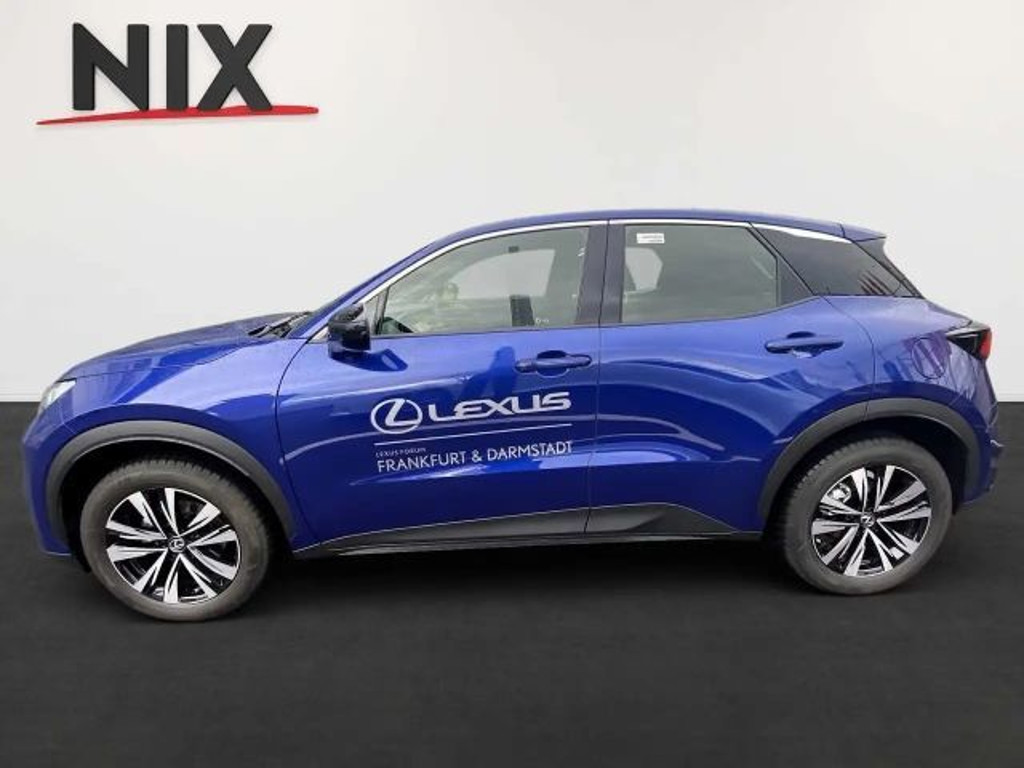 Lexus LBX