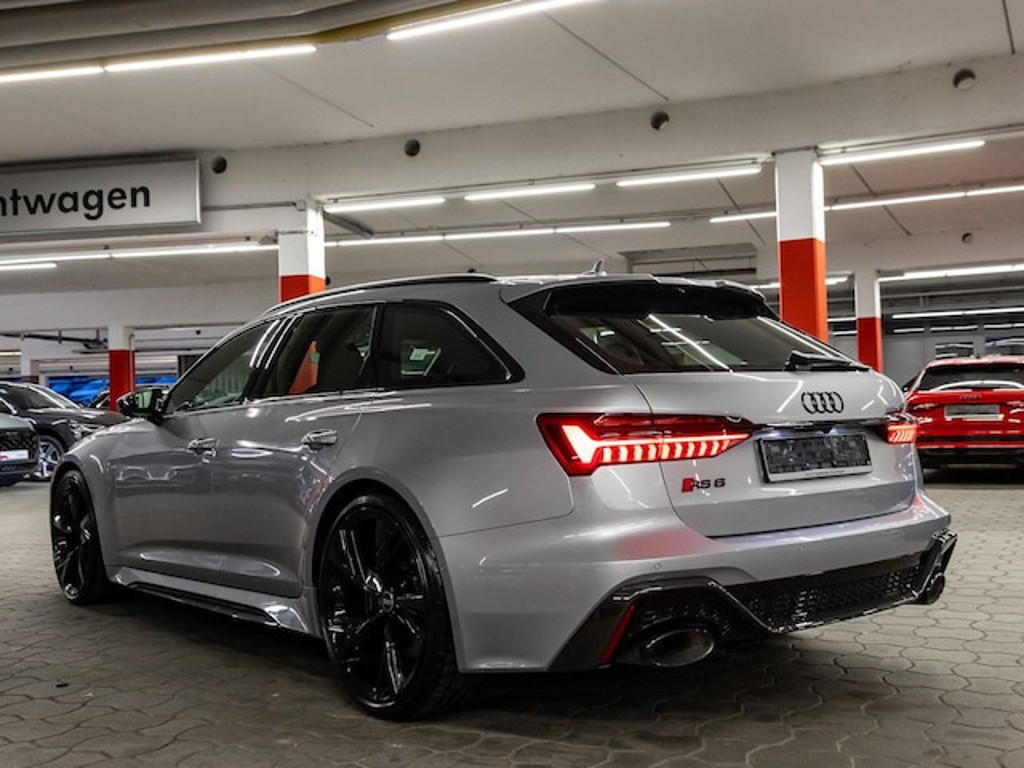 Audi RS6