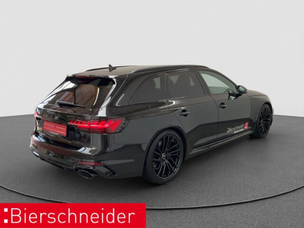 Audi RS4