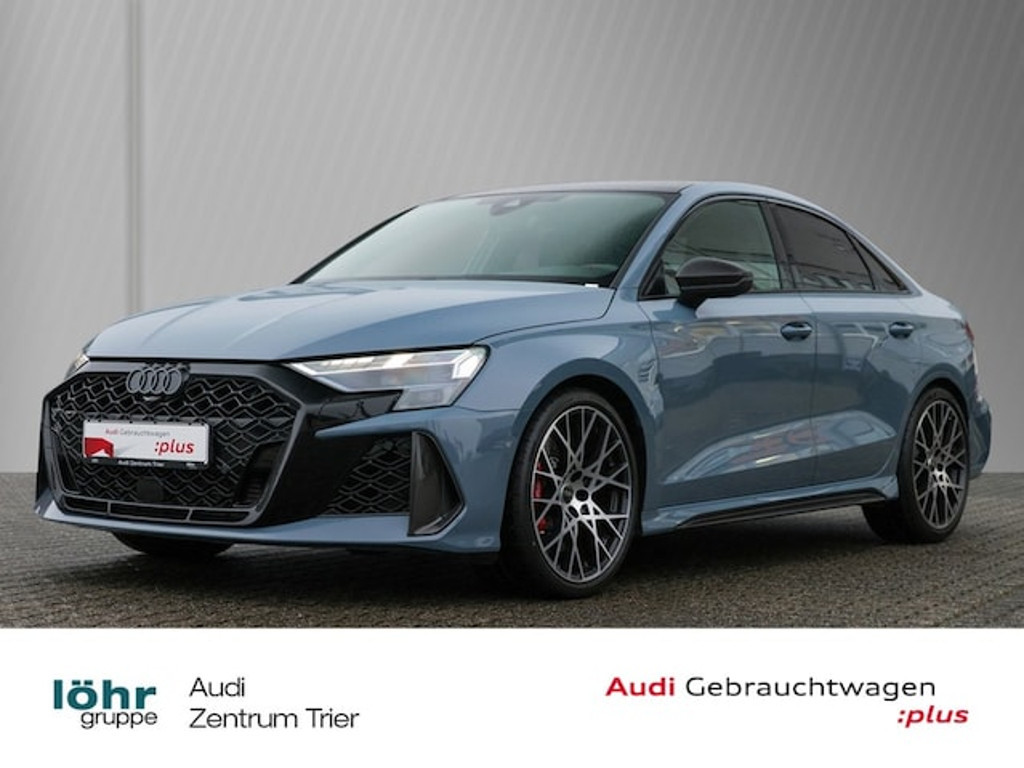 Audi RS3 Sedan Quattro S-Tronic