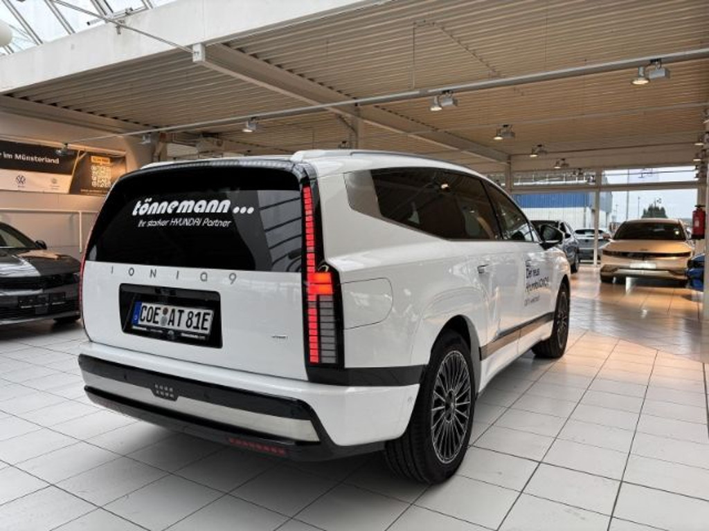 Hyundai IONIQ 9
