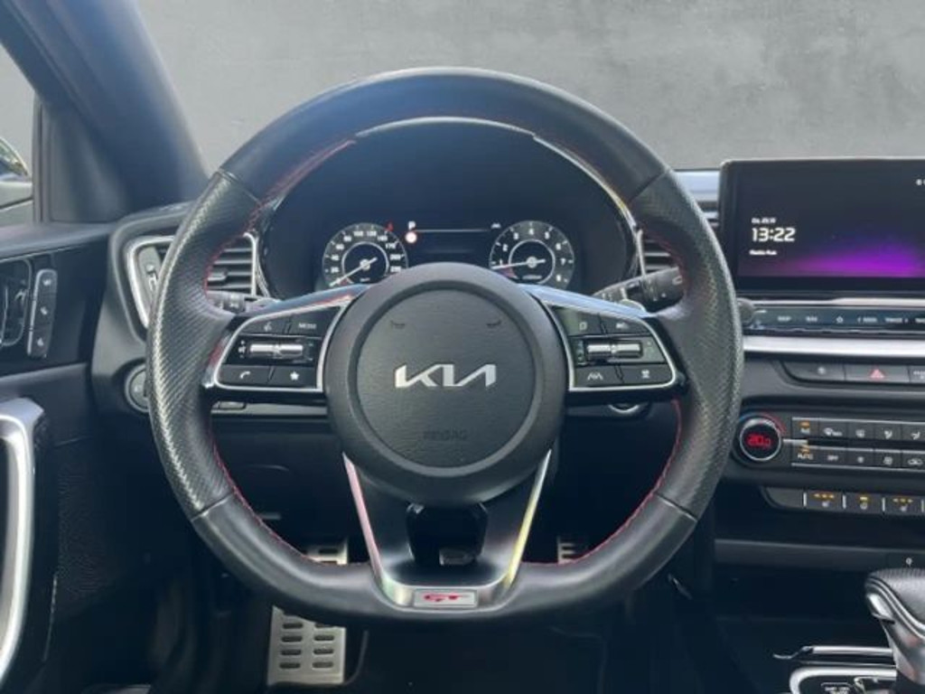 Kia ProCeed