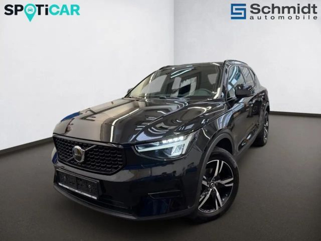 Volvo XC40 Plus Dark