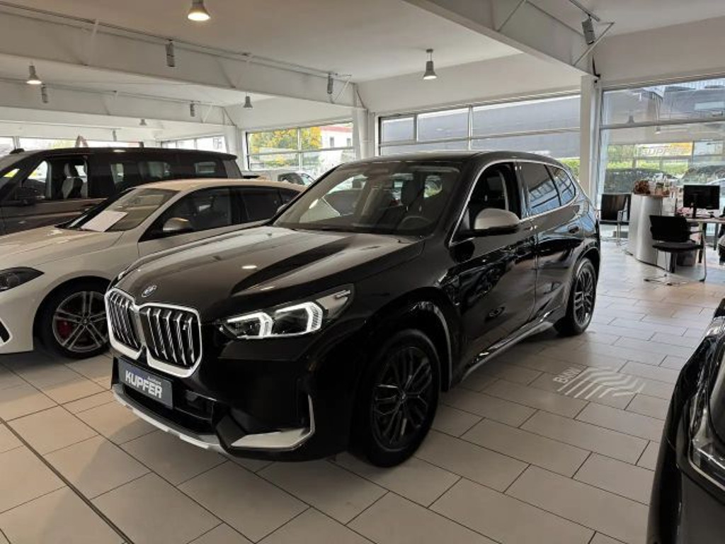 BMW X1 xDrive30 xLine el.Sitze°Headup°AdLED+Fwk°AHK