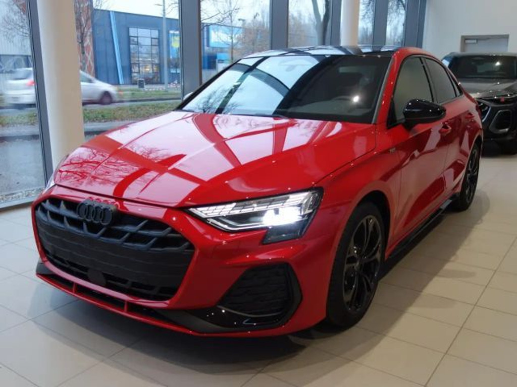 Audi A3 Sedan S-Line S-Tronic 30 TFSI