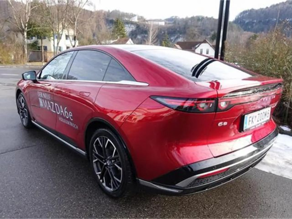 Mazda 6e