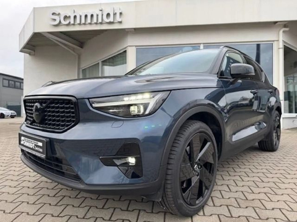 Volvo XC40 Plus