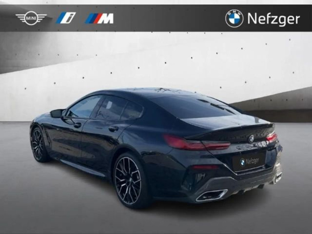 BMW M850