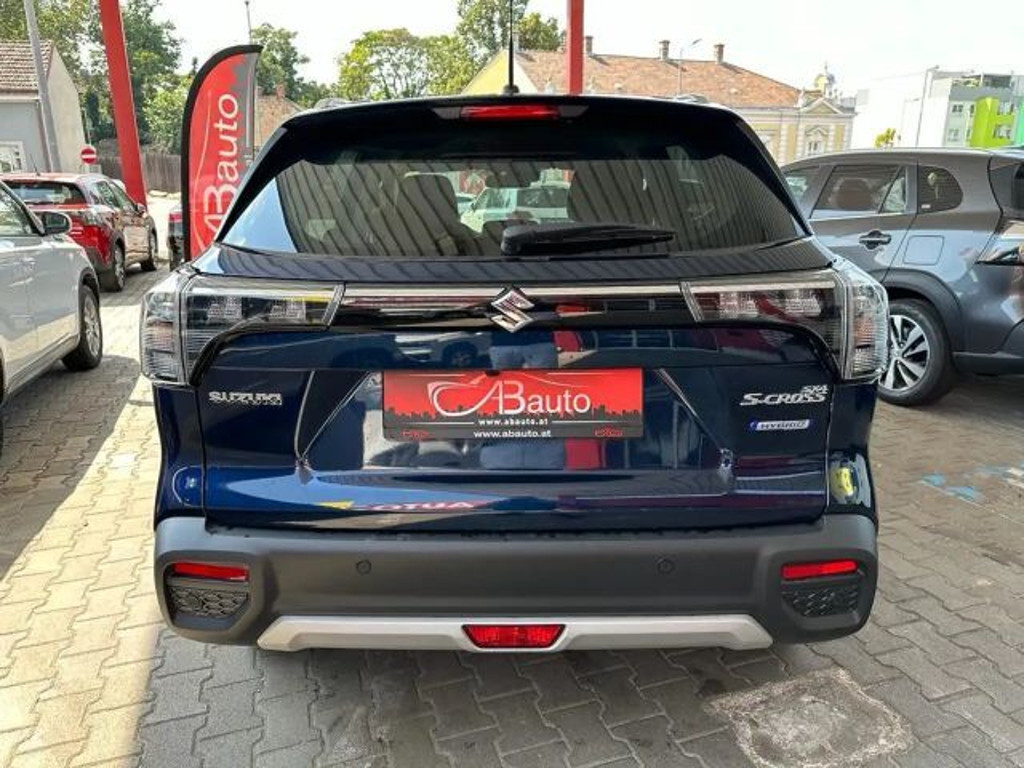 Suzuki S-Cross
