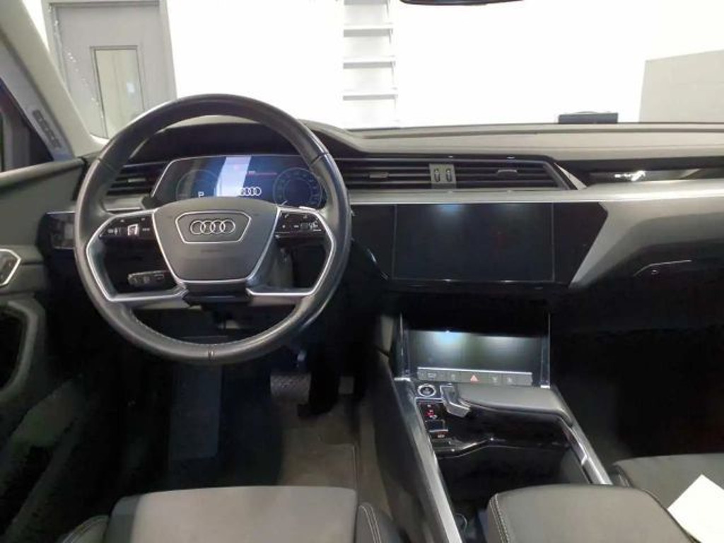 Audi Q8 e-tron