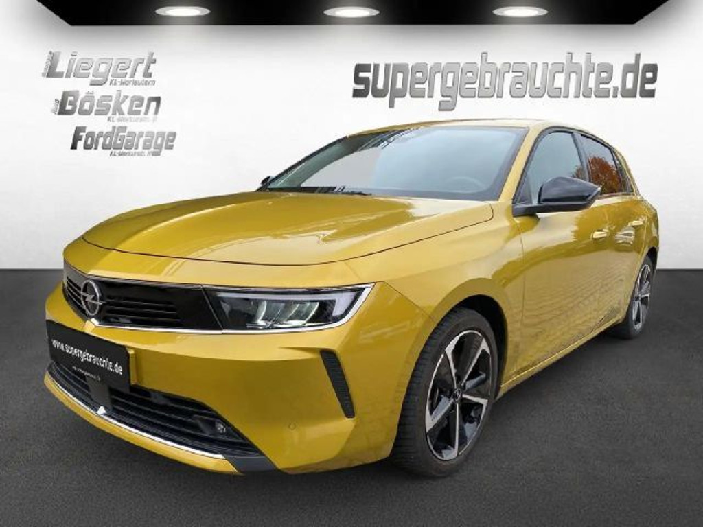 Opel Astra Innovation Hybrid Elegance