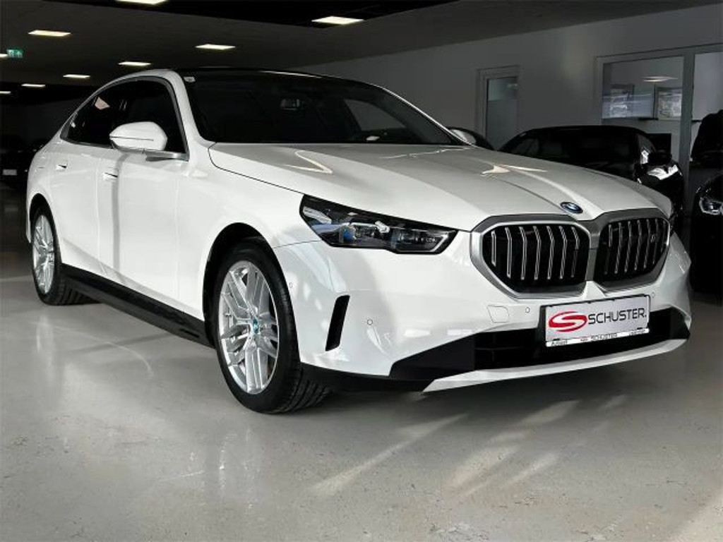 BMW i5 Sedan eDrive40